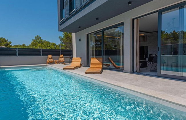 Luxury Contemporary Villa in Vodice With Pool, Sauna and Hot Tub - Foto 42
