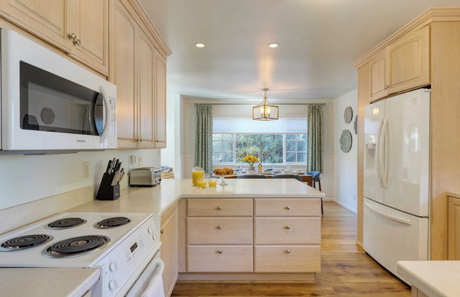 Goleta Getaway by Avantstay Private Backyard, 1.5mi to the Beach! - Foto 17