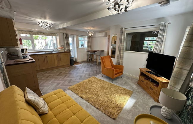 Cottinghamdetachedprop/kingbed/tv/wifi - Foto 1