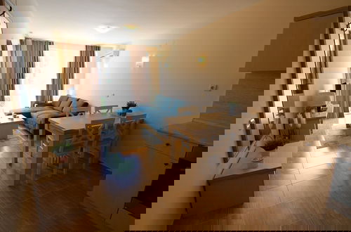 Foto 4 - Menada Paradise Dreams Apartments
