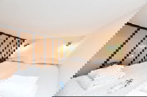 Foto 4 - Cosy Apartment With 2 Bedrooms