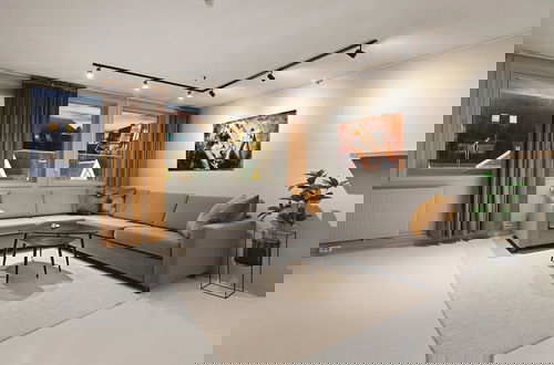 Foto 15 - Arctic Homes - Downtown Penthouse