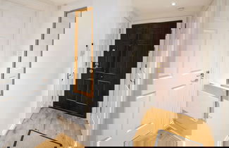 Photo 1 - 1BD Modern City Oasis: Near London Attractions