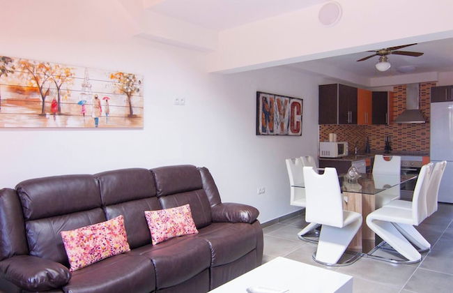 Los Delfines Bravo´s Apartment,50 Meter Far Beach - Photo 25