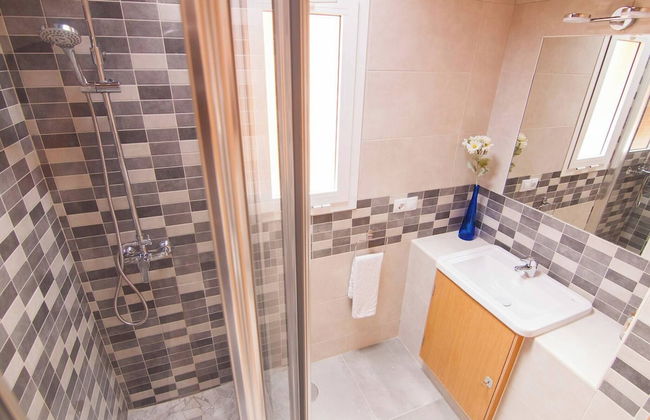 Los Delfines Bravo´s Apartment,50 Meter Far Beach - Photo 18