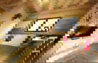 Foto 1 - Cosy, Modern Canadian Wooden Chalet