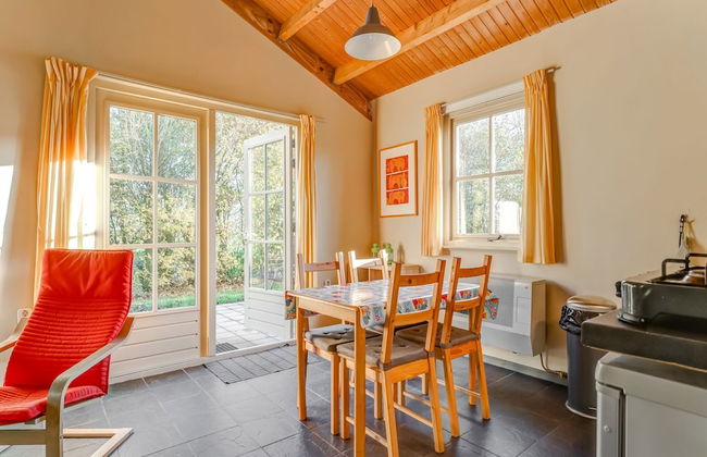 Tranquil Holiday Home in Lage Zwaluwe With Terrace - Photo 54