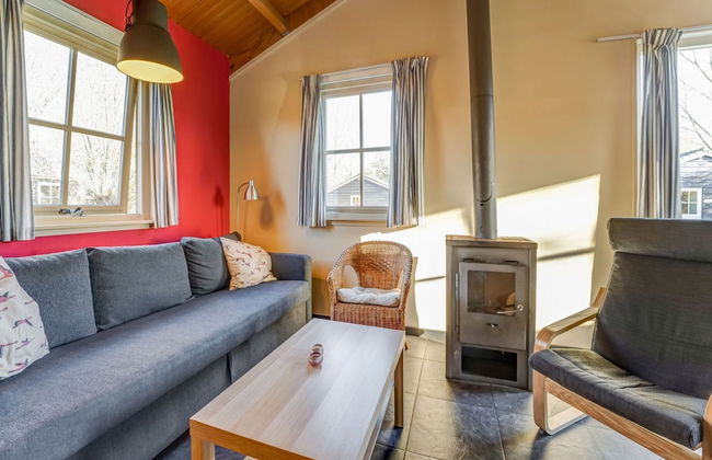 Tranquil Holiday Home in Lage Zwaluwe With Terrace - Photo 18