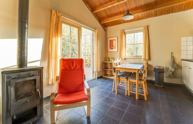 Tranquil Holiday Home in Lage Zwaluwe With Terrace - Photo 48