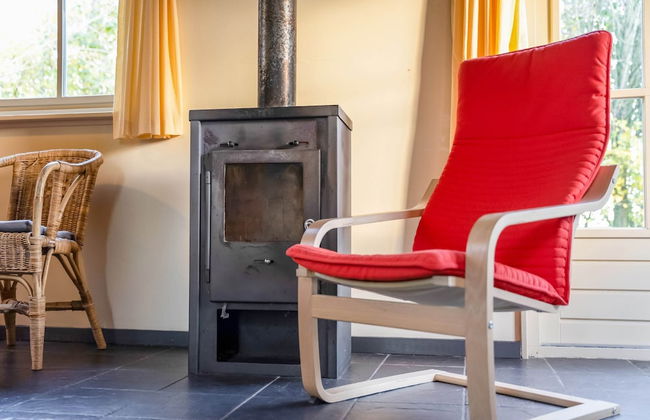 Tranquil Holiday Home in Lage Zwaluwe With Terrace - Photo 68