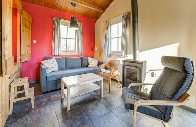Tranquil Holiday Home in Lage Zwaluwe With Terrace - Photo 17