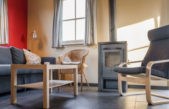 Tranquil Holiday Home in Lage Zwaluwe With Terrace - Photo 58