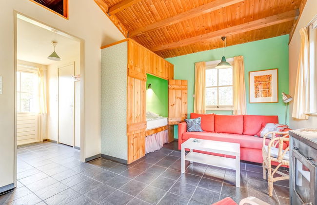 Tranquil Holiday Home in Lage Zwaluwe With Terrace - Photo 30
