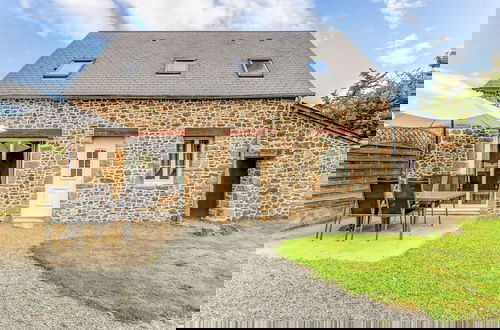 Foto 58 - Welcoming Holiday Home in Brainville With Fenced Garden