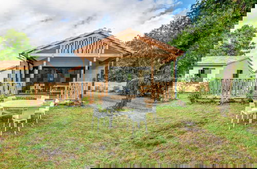 Foto 41 - Serene Chalet in Hourtin Near Lake