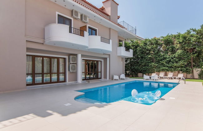 Inviting Villa in Anavissos With Communal Pool - Foto 27