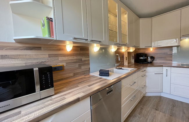 Idyllically Located, Comfortably Furnished and Renovated Holiday Apartment - Photo 46