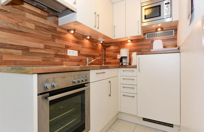 Idyllically Located, Comfortably Furnished and Renovated Holiday Apartment - Foto 34