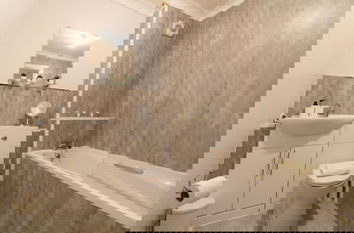 Foto 20 - Stunning 2-bed Apartment in Washington- Discounts!