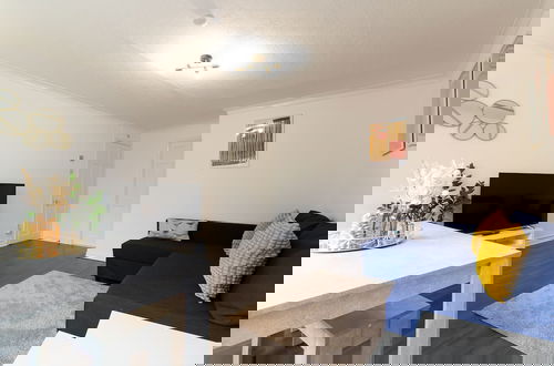 Foto 15 - Stunning 2-bed Apartment in Washington- Discounts!