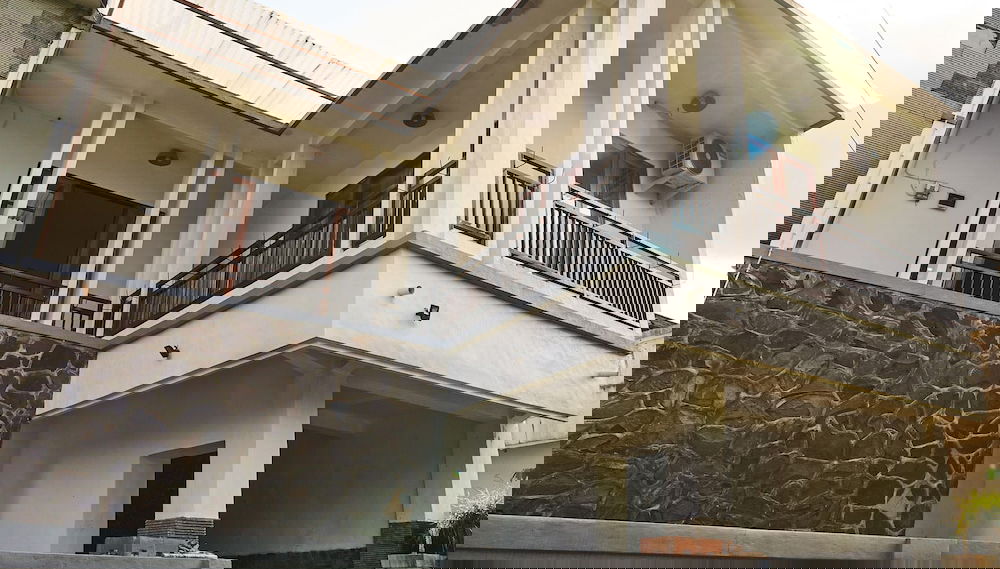 Primary image