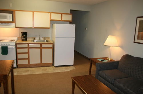 Photo 10 - Affordable Suites Shelby