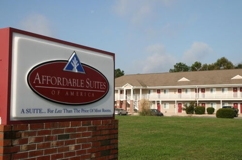 Photo 21 - Affordable Suites Shelby