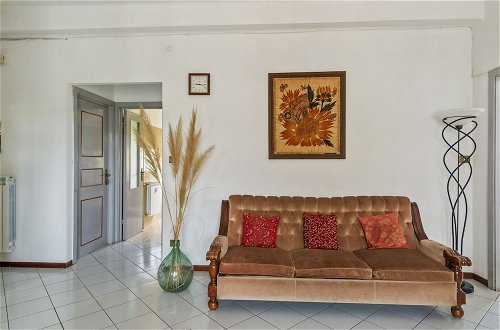 Foto 16 - Simplistic Holiday Home in Imperia near Porto Maurizio