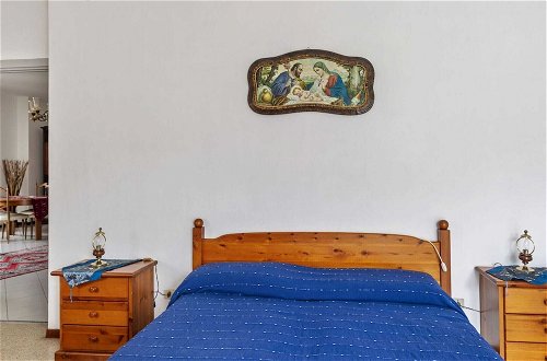 Foto 3 - Simplistic Holiday Home in Imperia near Porto Maurizio