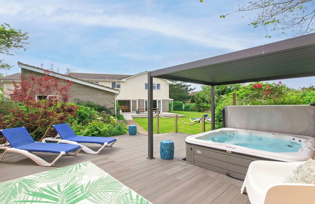 Ladywell Croyde 6 Bedrooms, Sleeps 12, Hot Tub - Foto 1