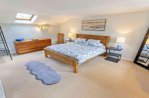 Photo 4 - Ladywell Croyde 6 Bedrooms, Sleeps 12, Hot Tub