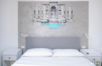 Photo 3 - Viale Giulio Cesare Guest House