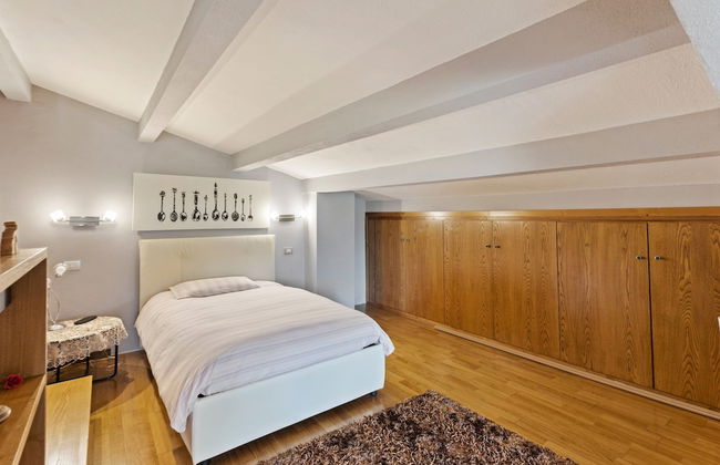 Belvilla by OYO Plush Holiday Home With Garden - Foto 48
