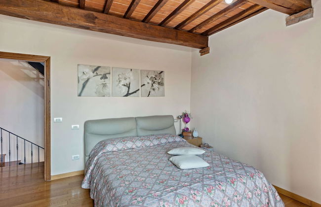 Belvilla by OYO Plush Holiday Home With Garden - Foto 10