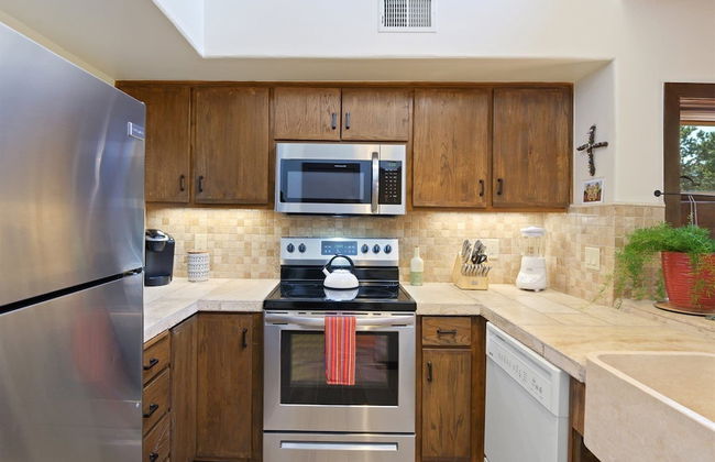 Casa Mariani - Stylish, Private, Serene - NEW Listing - Photo 8