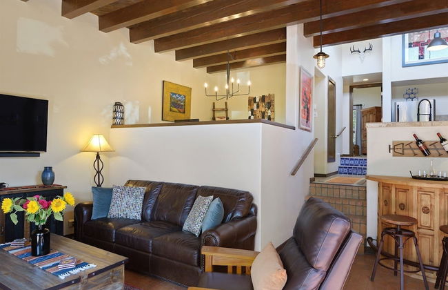 Casa Mariani - Stylish, Private, Serene - NEW Listing - Photo 10