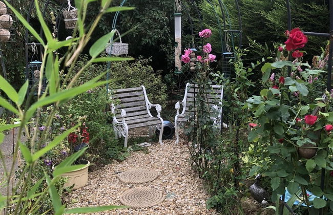 Cozy Nook Cottage - Sleeps 4, Garden & Parking - Foto 28