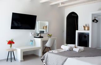 Photo 3 - Petra Mykonos Studios & Suites