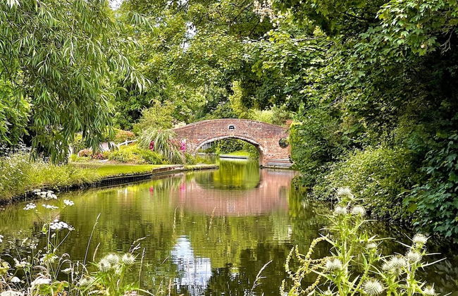 The Hyde Dovecote Kinver, pet Friendly Holiday let - Photo 13
