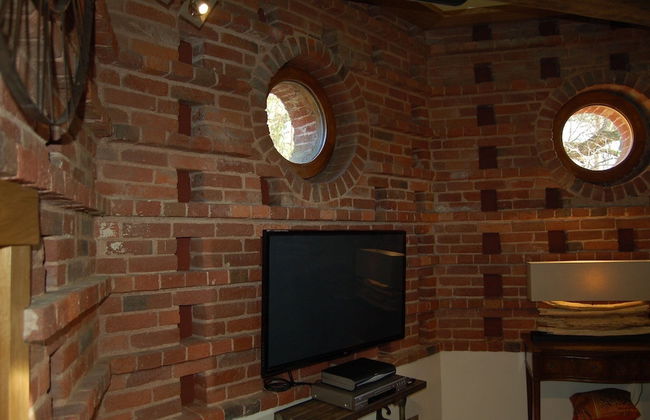 The Hyde Dovecote Kinver, pet Friendly Holiday let - Photo 5