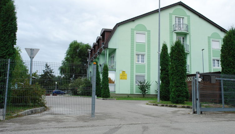 Photo 1 - HoldLux Apartmanok