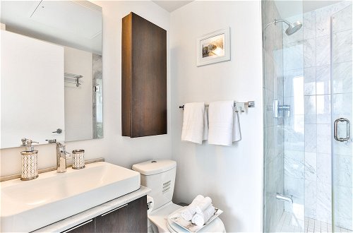 Foto 36 - Exquisite 55th Floor 2 Bed 2 Bath Parking