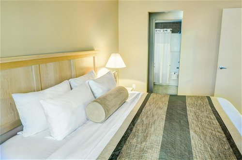 Photo 10 - Clearwater Suite Hotel