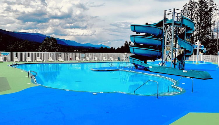 Photo 1 - Mountain View Resort and Suites at Fairmont Hot Springs