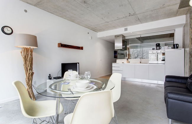 Corporate Stays Loft4U Apartments - Photo 10