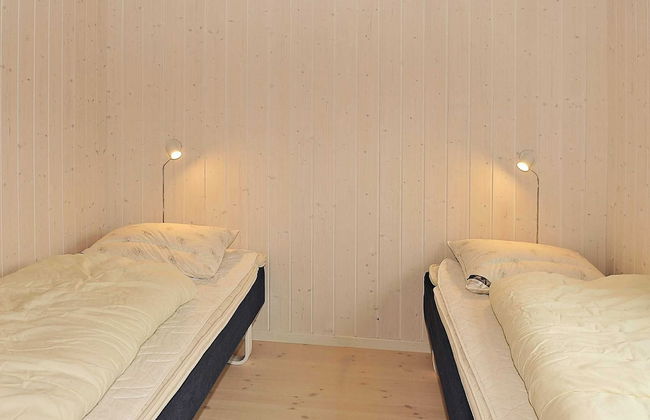 8 Person Holiday Home in Henne - Foto 8