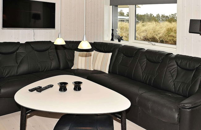 8 Person Holiday Home in Henne - Foto 13