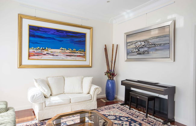 The Art House - Photo 19