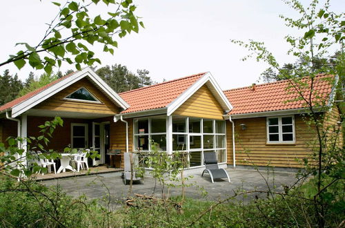 Photo 16 - 10 Person Holiday Home in Aakirkeby