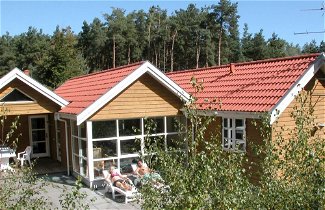 Foto 1 - 10 Person Holiday Home in Aakirkeby